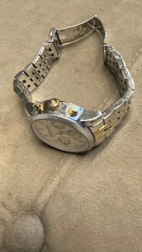 PHOTO-2025-08-26-11-38-04 2.webp