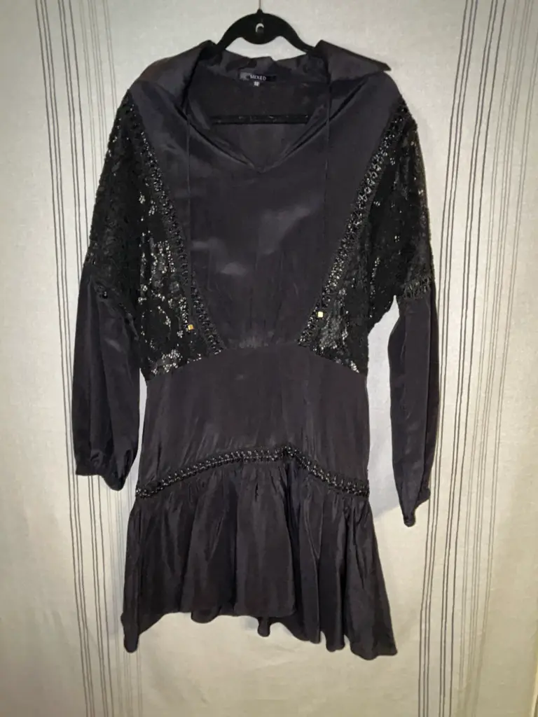 Vestido de Seda Bordado Mixed