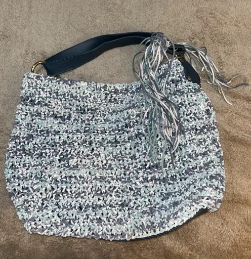 Bolsa Corello Hobo Couro Azul/Off White